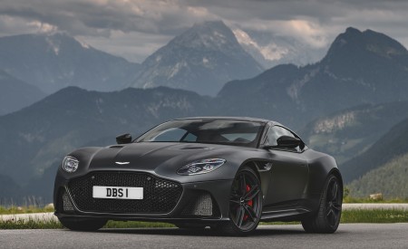 2019 Aston Martin DBS Superleggera Satin Xenon Grey Front Three-Quarter Wallpapers 450x275 (66)