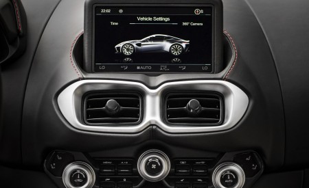 2019 Aston Martin Vantage Central Console Wallpapers 450x275 (115)