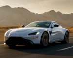 2019 Aston Martin Vantage (Color: White Stone) Front Three-Quarter Wallpapers 150x120 (13)