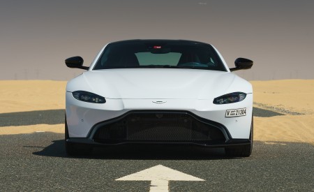 2019 Aston Martin Vantage (Color: White Stone) Front Wallpapers 450x275 (25)