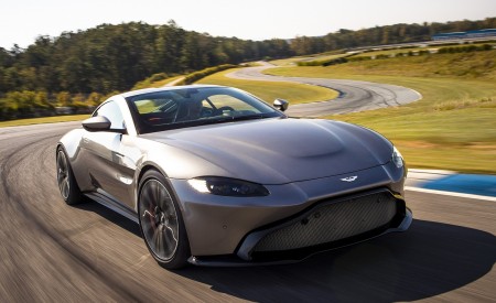 2019 Aston Martin Vantage Front Three-Quarter Wallpapers 450x275 (78)