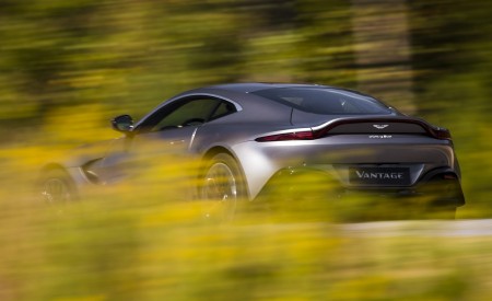 2019 Aston Martin Vantage Rear Three-Quarter Wallpapers 450x275 (81)