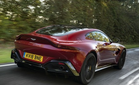 2019 Aston Martin Vantage (UK-Spec) Rear Three-Quarter Wallpapers 450x275 (93)