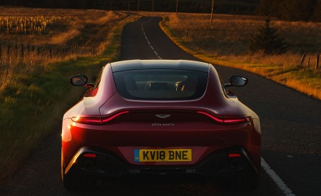 2019 Aston Martin Vantage (UK-Spec) Rear Wallpapers 450x275 (92)
