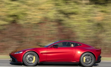 2019 Aston Martin Vantage (UK-Spec) Side Wallpapers 450x275 (91)