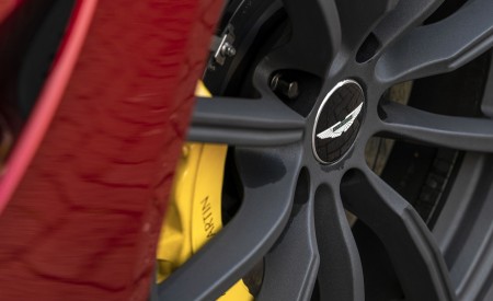 2019 Aston Martin Vantage (UK-Spec) Wheel Wallpapers 450x275 (106)