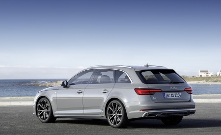 2019 Audi A4 Avant (Color: Quantum Gray) Rear Three-Quarter Wallpapers 450x275 (15)