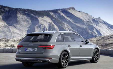 2019 Audi A4 Avant (Color: Quantum Gray) Rear Three-Quarter Wallpapers 450x275 (14)