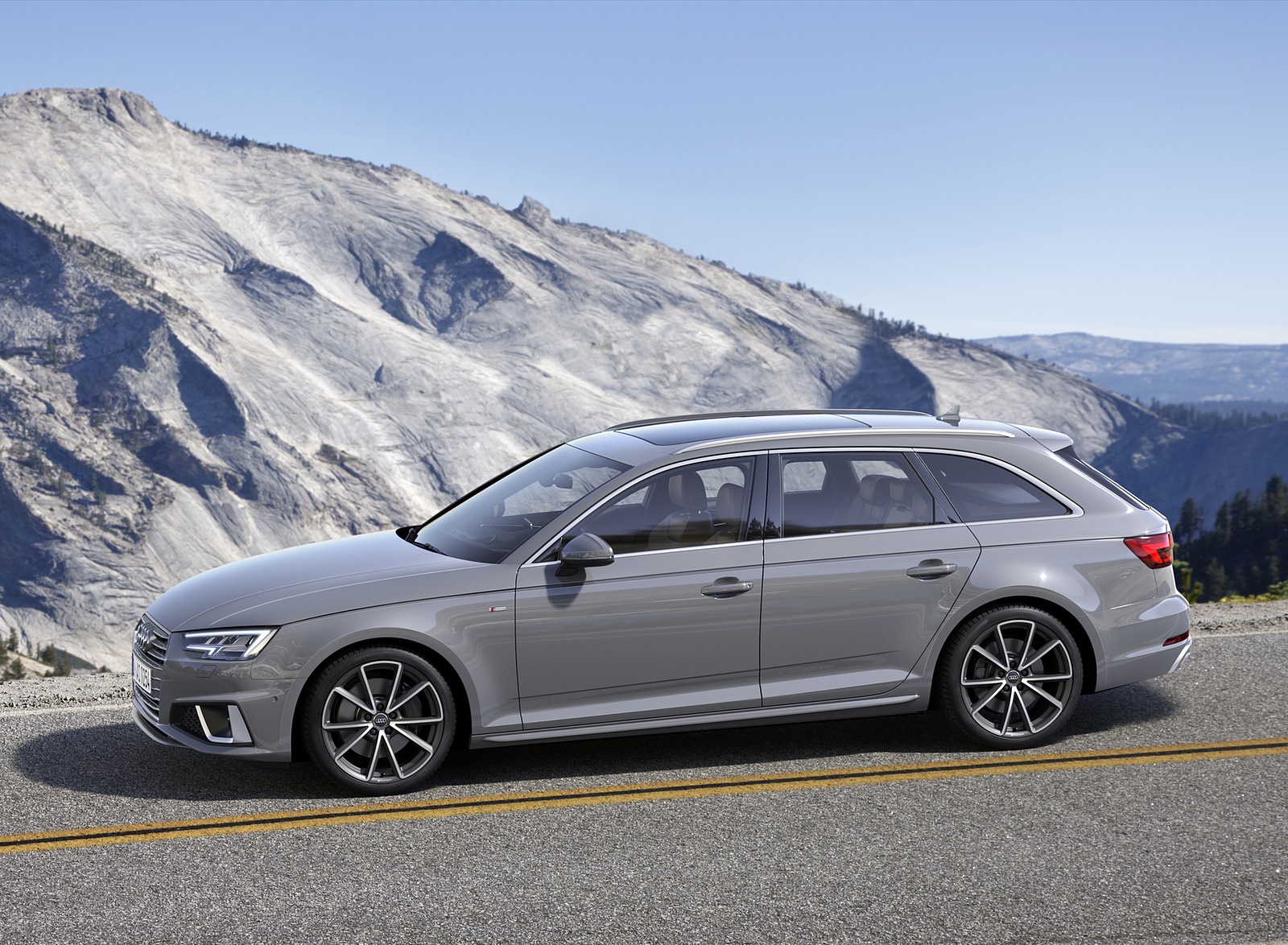 2019 Audi A4 Avant (Color: Quantum Gray) Side Wallpapers (12)