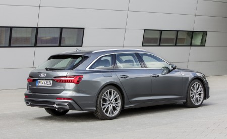 2019 Audi A6 Avant (Color: Daytona Grey) Rear Three-Quarter Wallpapers 450x275 (62)