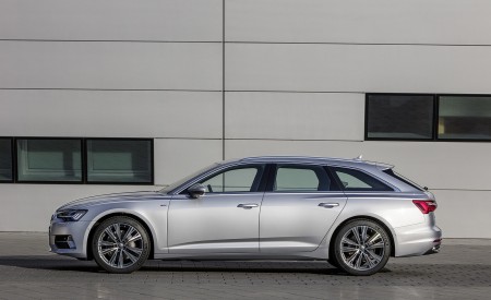 2019 Audi A6 Avant (Color: Florett Silver) Side Wallpapers 450x275 (24)
