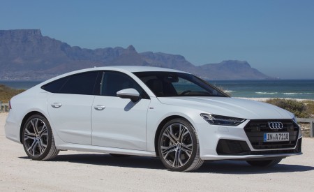 2019 Audi A7 Sportback (Color: Suzuka Grey) Front Three-Quarter Wallpapers 450x275 (61)