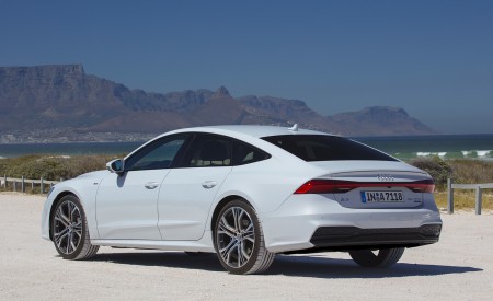 2019 Audi A7 Sportback (Color: Suzuka Grey) Rear Three-Quarter Wallpapers 450x275 (65)