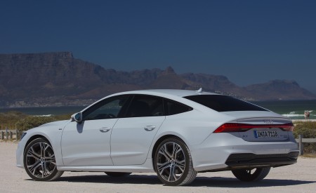 2019 Audi A7 Sportback (Color: Suzuka Grey) Wallpapers 450x275 (70)