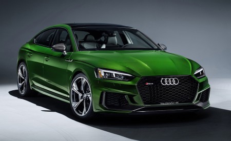 2019 Audi RS5 Sportback (Color: Sonoma Green Metallic) Front Three-Quarter Wallpapers 450x275 (57)