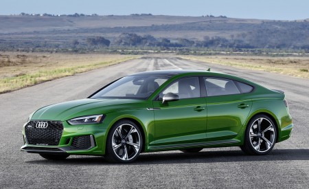 2019 Audi RS5 Sportback (Color: Sonoma Green Metallic) Front Three-Quarter Wallpapers 450x275 (71)