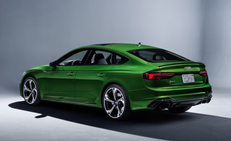 2019 Audi RS5 Sportback (Color: Sonoma Green Metallic) Rear Three-Quarter Wallpapers 450x275 (59)