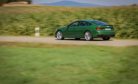 2019 Audi RS5 Sportback Rear Three-Quarter Wallpapers 450x275 (27)