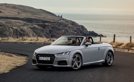 2019 Audi TT 20th Anniversary Edition (Color: Arrow Gray) Front Three-Quarter Wallpapers 450x275 (13)