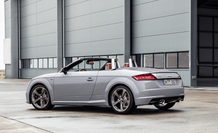 2019 Audi TT 20th Anniversary Edition (Color: Arrow Gray) Rear Three-Quarter Wallpapers 450x275 (19)