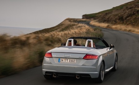 2019 Audi TT 20th Anniversary Edition (Color: Arrow Gray) Rear Three-Quarter Wallpapers 450x275 (8)