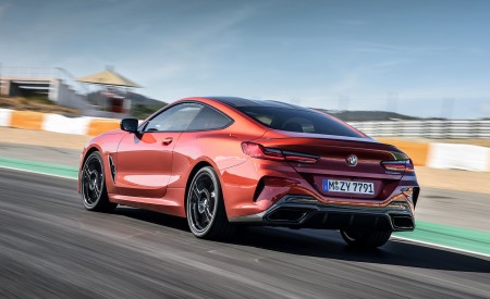 2019 BMW 8-Series M850i Rear Three-Quarter Wallpapers 450x275 (58)