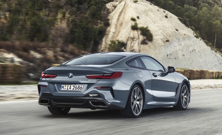 2019 BMW 8-Series M850i Rear Three-Quarter Wallpapers 450x275 (12)