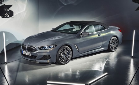 2019 BMW 8 Series M850i xDrive Convertible Front Three-Quarter Wallpapers 450x275 (40)