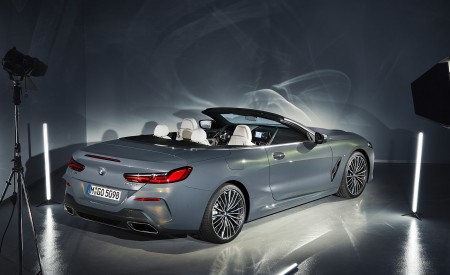 2019 BMW 8 Series M850i xDrive Convertible Rear Three-Quarter Wallpapers 450x275 (47)