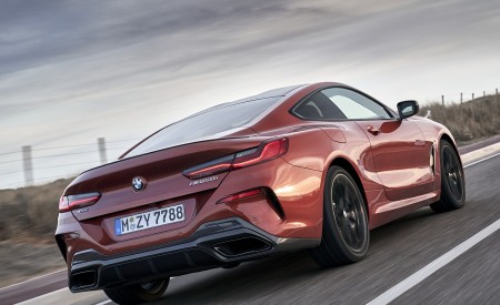 2019 BMW 8-Series M850i xDrive Rear Three-Quarter Wallpapers 450x275 (106)