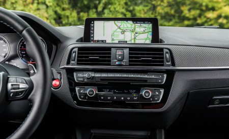 2019 BMW M2 Competition Central Console Wallpapers 450x275 (22)