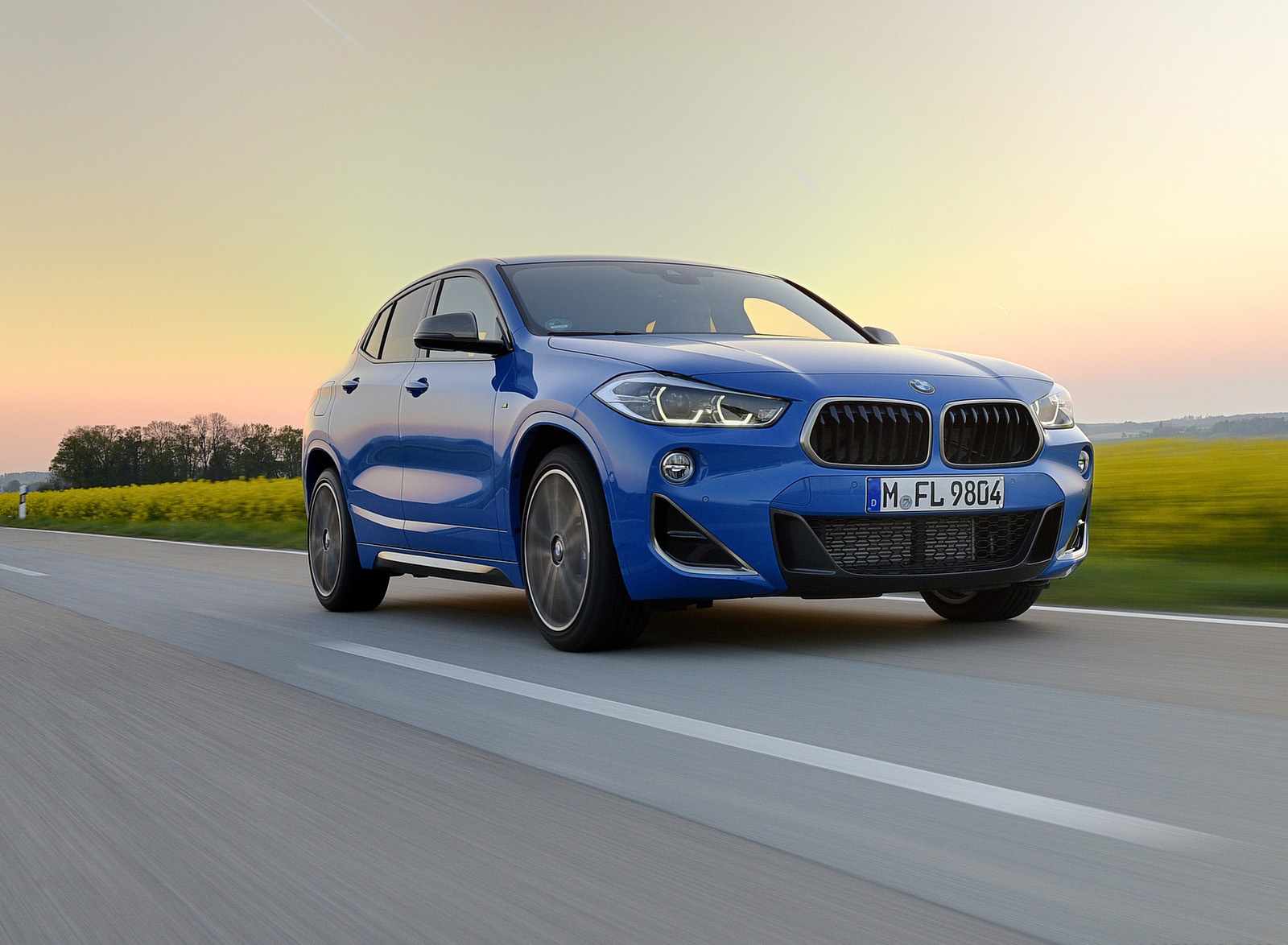 2019 BMW X2 M35i Front Three-Quarter Wallpapers  (2)