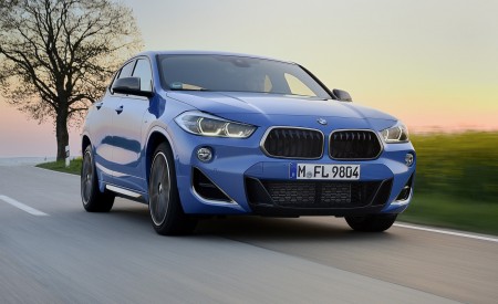 2019 BMW X2 M35i Front Three-Quarter Wallpapers 450x275 (3)