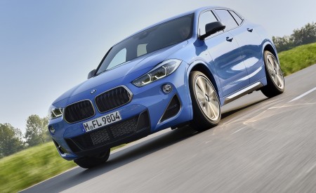 2019 BMW X2 M35i Front Three-Quarter Wallpapers 450x275 (18)
