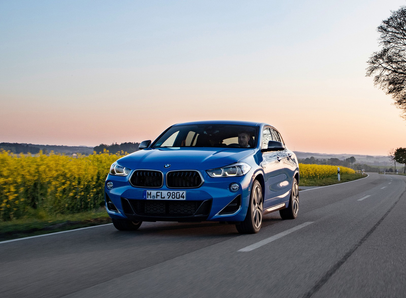 2019 BMW X2 M35i Front Wallpapers (5)