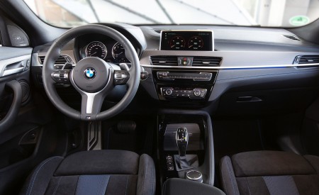 2019 BMW X2 M35i Interior Cockpit Wallpapers 450x275 (85)