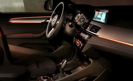 2019 BMW X2 M35i Interior Detail Wallpapers 450x275 (88)