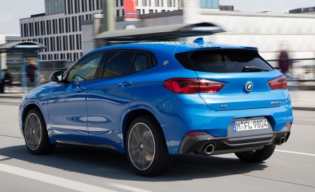 2019 BMW X2 M35i Rear Three-Quarter Wallpapers 450x275 (52)