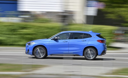 2019 BMW X2 M35i Side Wallpapers 450x275 (21)