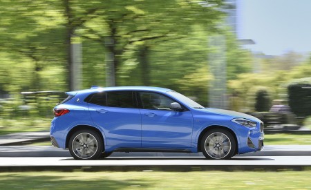 2019 BMW X2 M35i Side Wallpapers 450x275 (25)