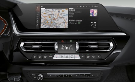 2019 BMW Z4 M40i First Edition Central Console Wallpapers 450x275 (19)