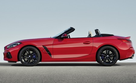 2019 BMW Z4 M40i First Edition Side Wallpapers 450x275 (11)
