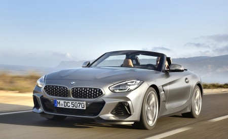2019 BMW Z4 M40i Front Three-Quarter Wallpapers 450x275 (42)