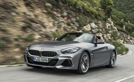 2019 BMW Z4 M40i Front Three-Quarter Wallpapers 450x275 (20)