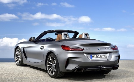 2019 BMW Z4 M40i Rear Three-Quarter Wallpapers 450x275 (64)