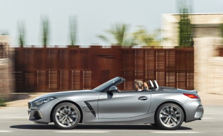 2019 BMW Z4 M40i Side Wallpapers 450x275 (33)