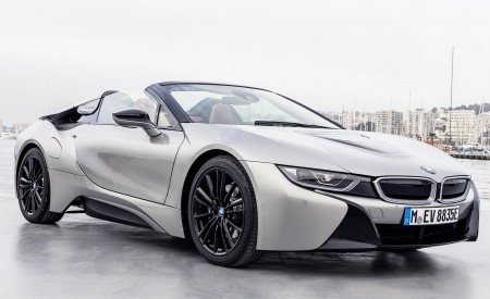 2019 BMW i8 Roadster (Color: Donington Grey) Front Three-Quarter Wallpapers 450x275 (68)