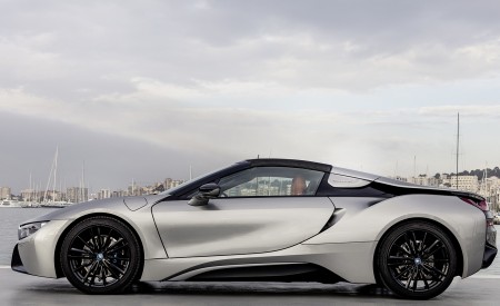 2019 BMW i8 Roadster (Color: Donington Grey) Side Wallpapers 450x275 (71)