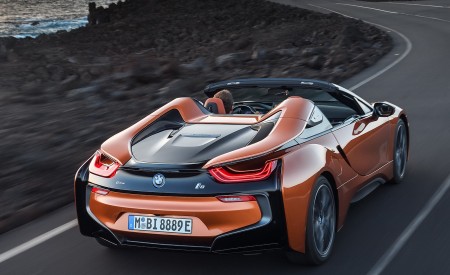 2019 BMW i8 Roadster Rear Three-Quarter Wallpapers 450x275 (6)