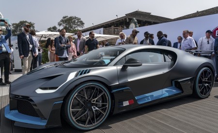 2019 Bugatti Divo Front Three-Quarter Wallpapers 450x275 (42)